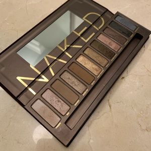 Naked 1 eye shawdow - lightly used